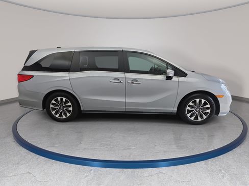 Used 2021 Honda Odyssey EX-L image 4