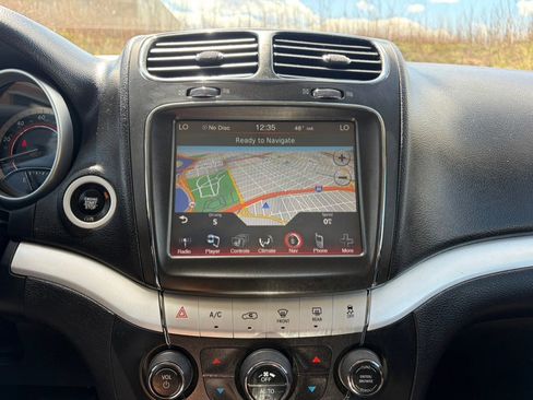 Used 2017 Dodge Journey GT image 30