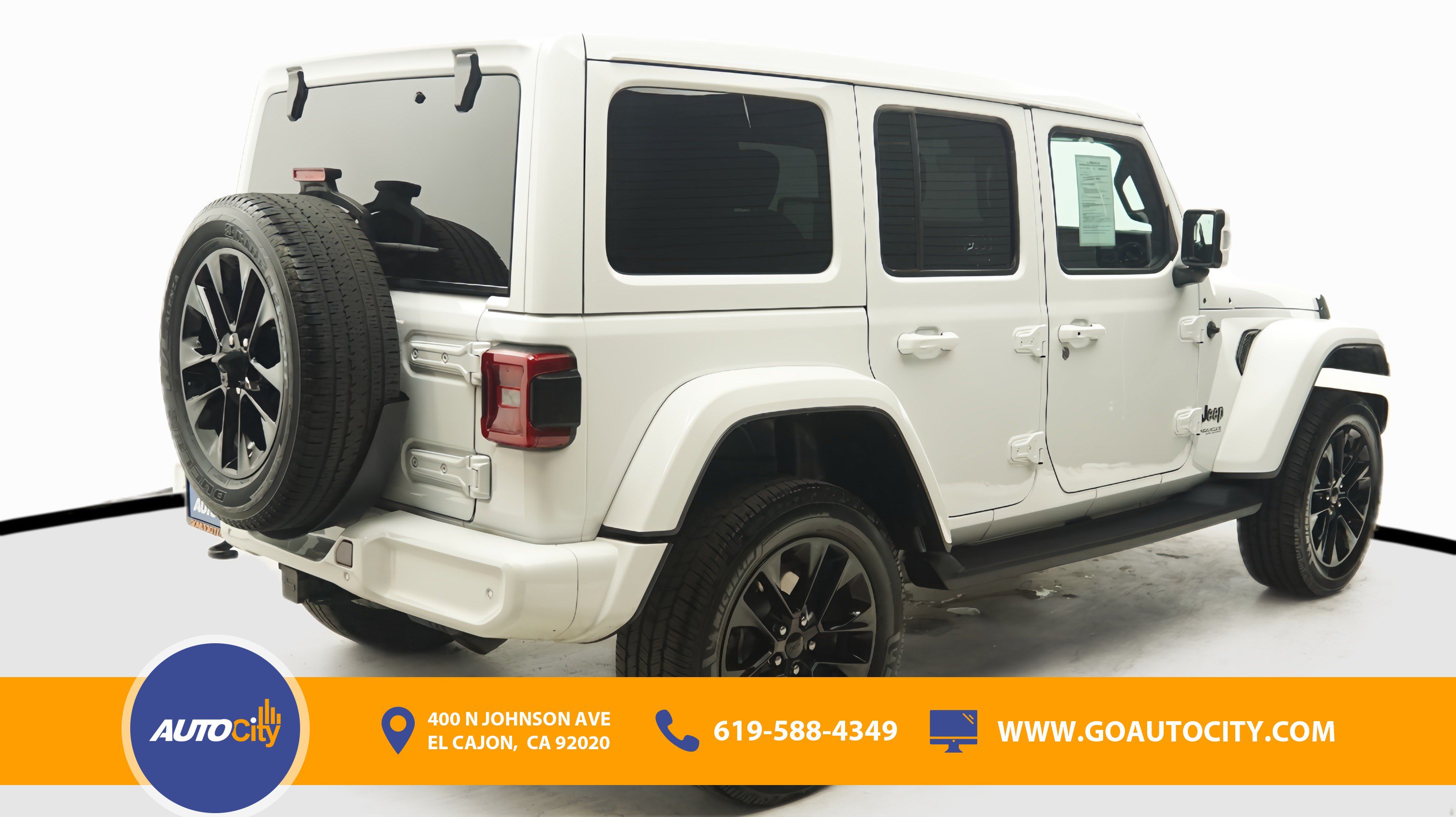 Used 2022 Jeep Wrangler Unlimited Sahara AWD/4WD image 6