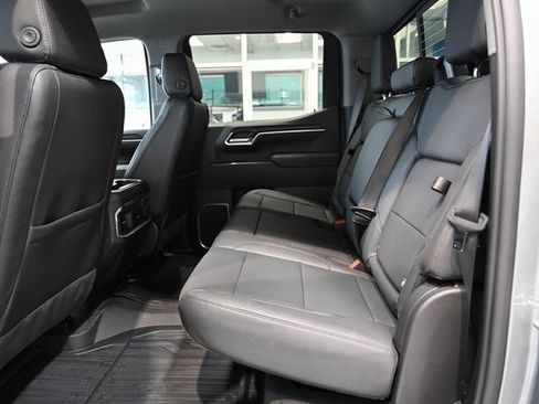 New 2026 GMC Sierra 1500 SLT w/ SLT Premium Plus Package image 14