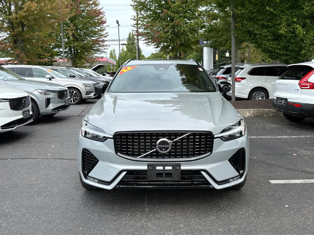 Certified 2024 Volvo XC60 B5 Plus w/ Climate Package AWD/4WD image 6