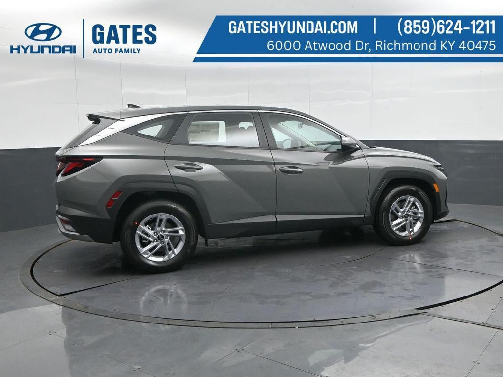 New 2026 Hyundai Tucson SE FWD image 3