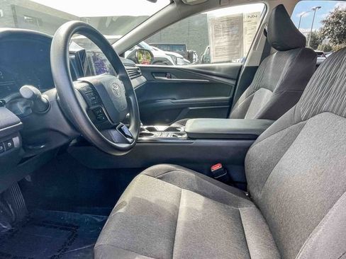 Used 2025 Toyota Camry LE w/ Convenience Package FWD image 18