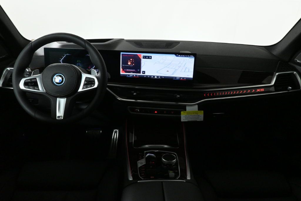 Used 2026 BMW X5 xDrive50e w/ M Sport Package AWD/4WD image 18