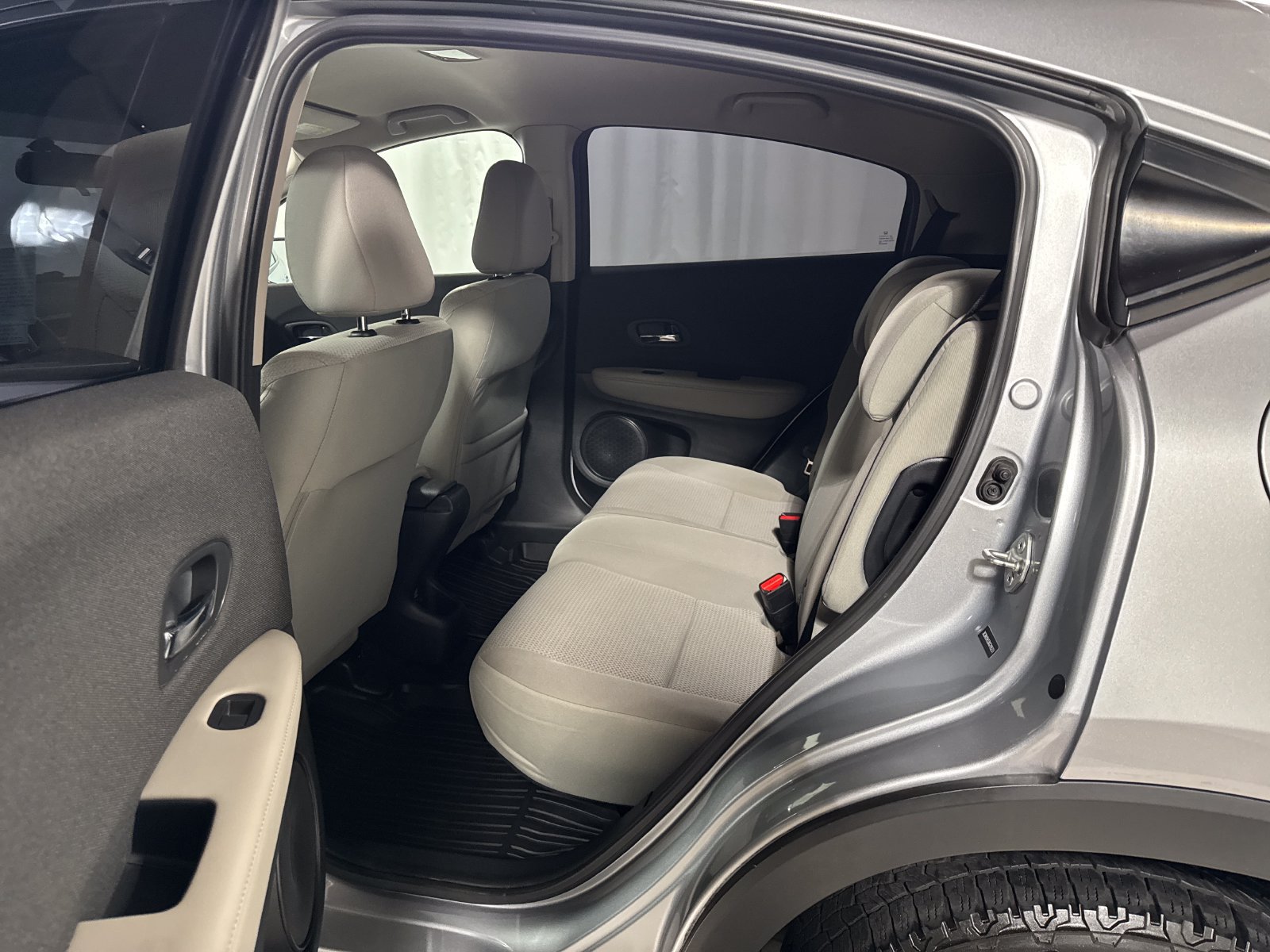 Certified 2019 Honda HR-V LX image 5