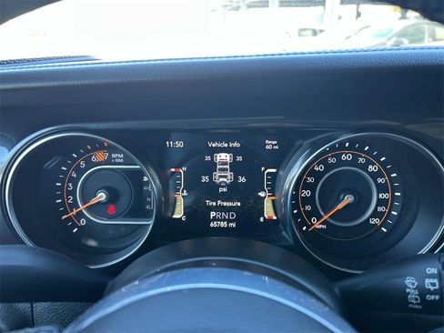 Used 2021 Jeep Wrangler Unlimited Sahara image 28