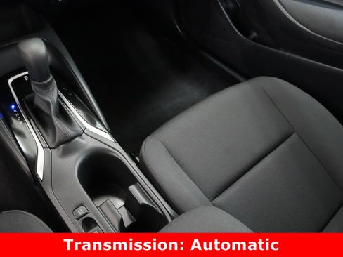Used 2025 Toyota Corolla LE image 16