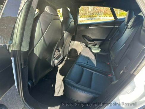 Used 2022 Tesla Model S AWD image 19