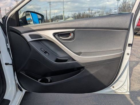 Used 2013 Hyundai Elantra Limited image 13