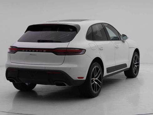 Used 2025 Porsche Macan image 15