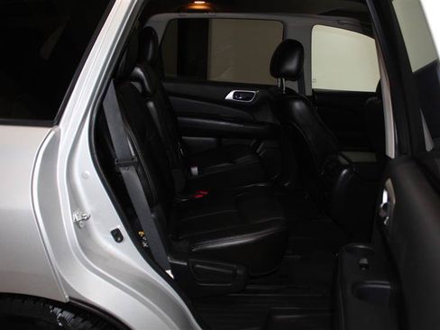 Used 2013 Nissan Pathfinder SL w/ SL Premium Pkg AWD/4WD image 29