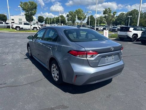 Used 2024 Toyota Corolla LE FWD image 8
