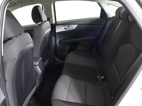 Used 2024 Kia Forte LXS w/ LXS Technology Package FWD image 31