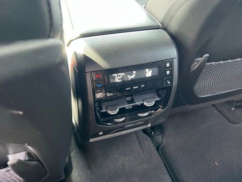 Used 2022 Jeep Grand Cherokee L Overland AWD/4WD image 17