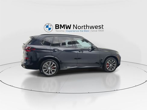 New 2026 BMW X5 xDrive50e w/ M Sport Package AWD/4WD image 4