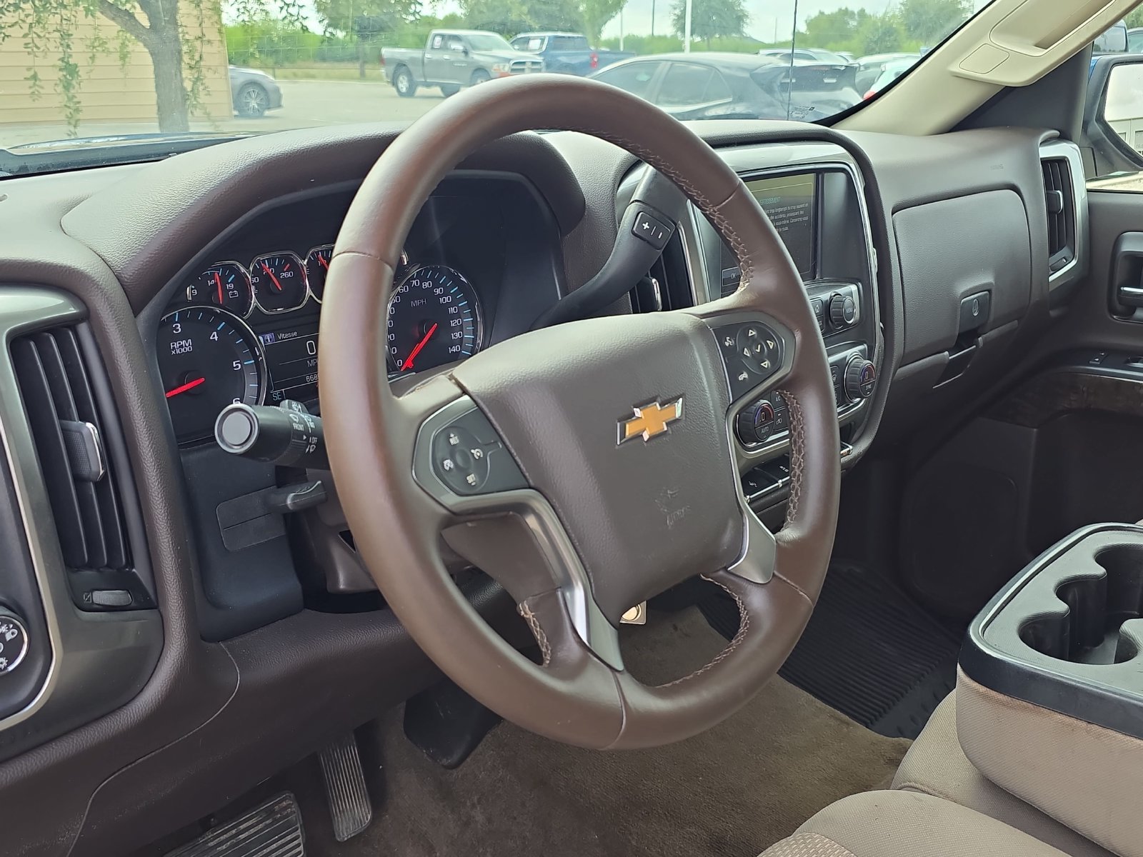 Used 2018 Chevrolet Silverado 1500 LT w/ Texas Edition RWD image 14