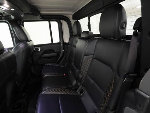 Used 2023 Jeep Gladiator Overland image 20