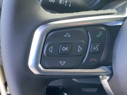 New 2026 Jeep Wrangler Unlimited Sahara AWD/4WD image 17