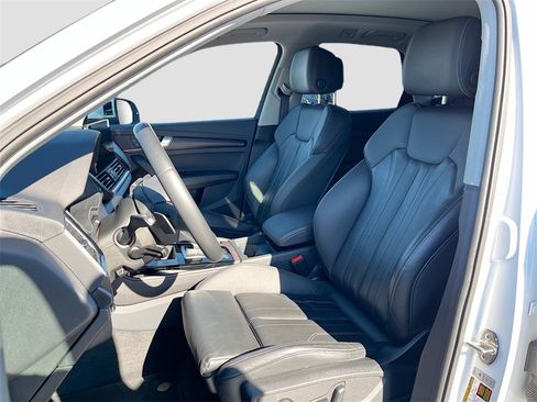 Used 2024 Audi Q5 2.0T Premium Plus image 25