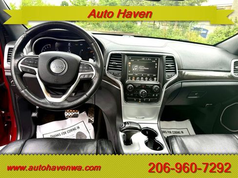 Used 2015 Jeep Grand Cherokee Overland AWD/4WD image 8