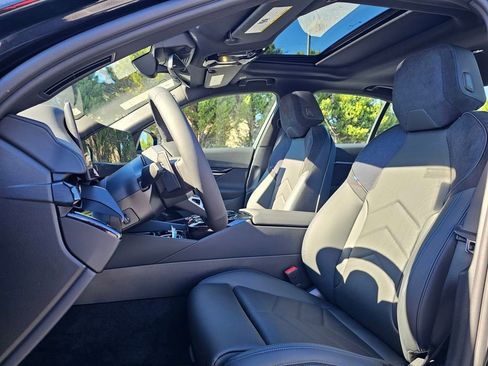 New 2026 BMW 530i w/ M Sport Package RWD image 14