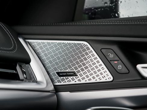 Used 2024 BMW X1 xDrive28i w/ Premium Package image 16