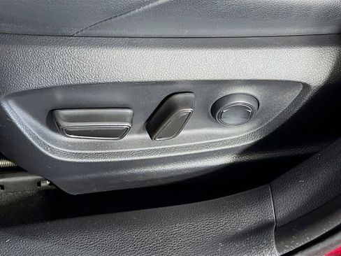 Used 2022 Toyota Corolla XSE image 12