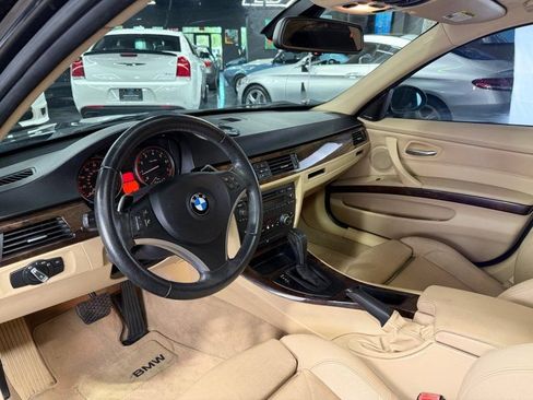 Used 2011 BMW 335i Sedan RWD image 9