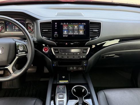 Used 2024 Honda Passport Black Edition image 15