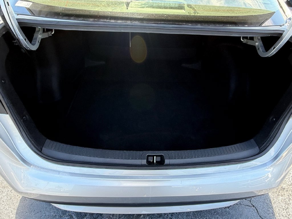 Used 2022 Toyota Corolla LE FWD image 14