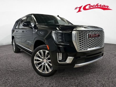 Certified 2023 GMC Yukon XL Denali w/ Denali Reserve Package AWD/4WD image 1