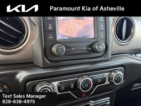 Used 2020 Jeep Wrangler Sport image 10