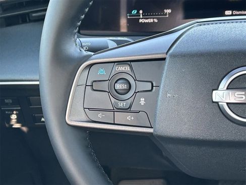New 2026 Nissan Leaf FWD image 21