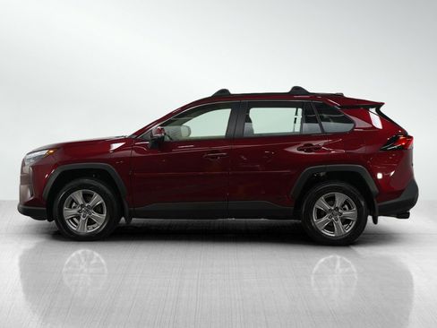 Used 2025 Toyota RAV4 XLE image 2