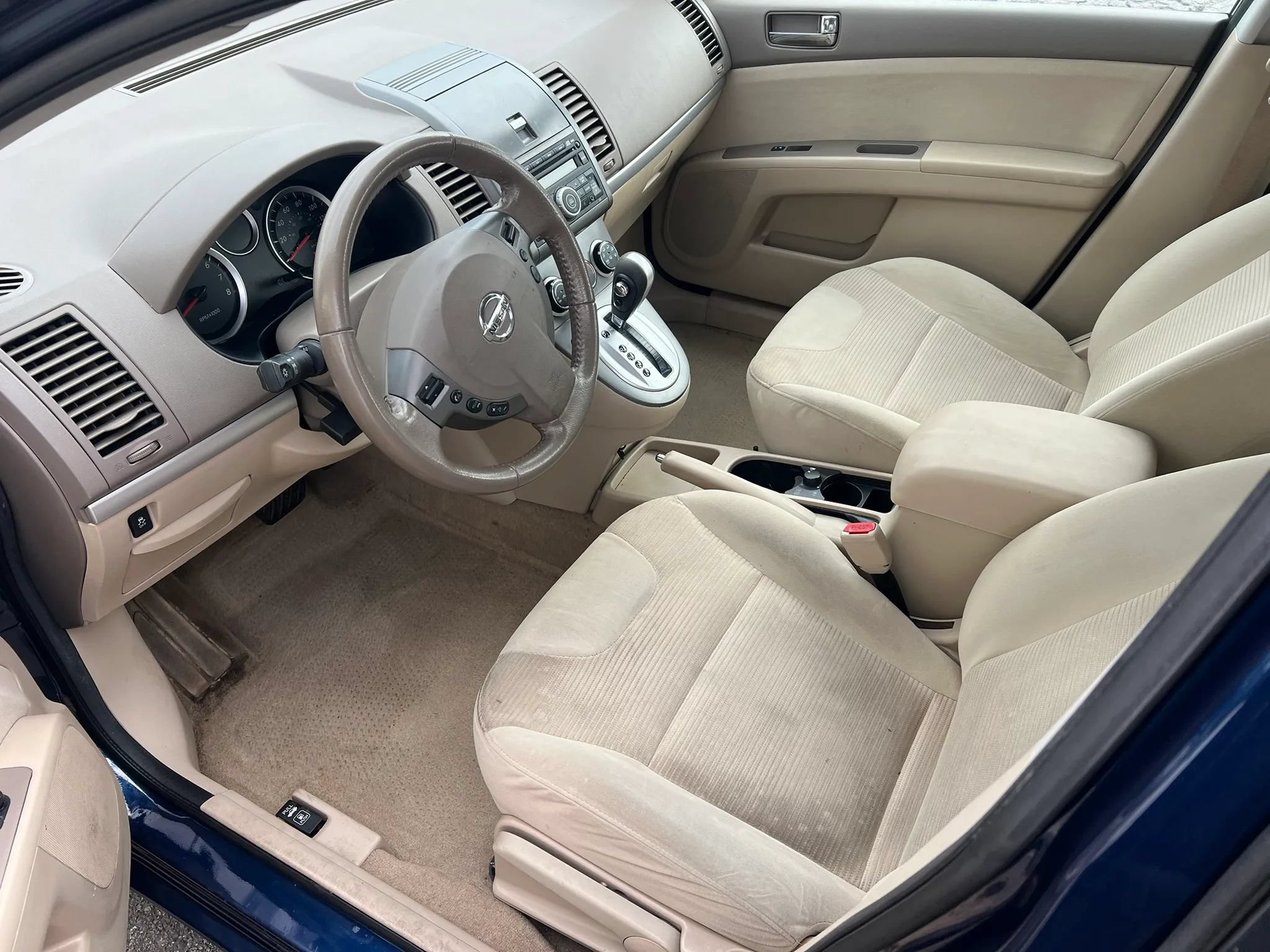 Used 2012 Nissan Sentra 2.0 S w/ Convenience Pkg FWD image 5