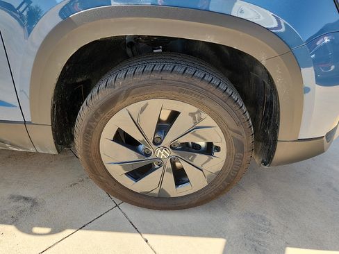 Certified 2026 Volkswagen Taos S FWD image 9