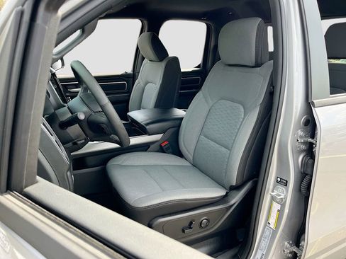 Used 2025 RAM 1500 Big Horn RWD image 20