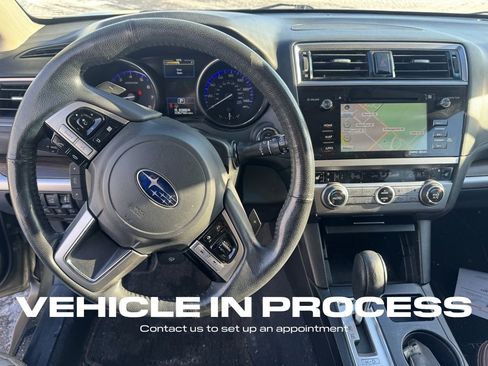 Used 2017 Subaru Outback 2.5i Touring image 15