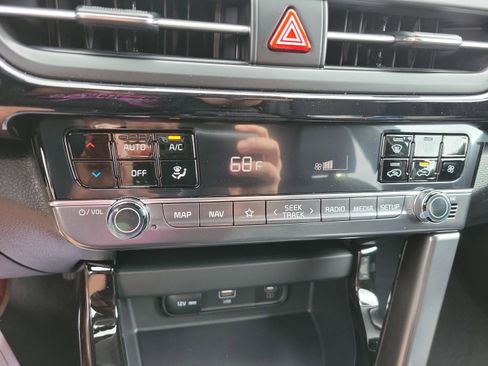 New 2025 Kia Seltos S image 21