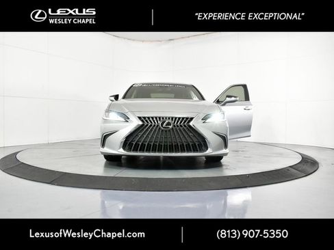 Used 2022 Lexus ES 350 350 w/ Premium Package image 40