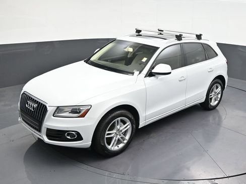 Used 2017 Audi Q5 2.0T Premium AWD/4WD image 18