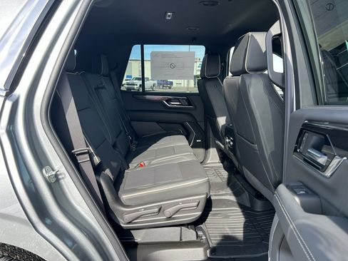 New 2026 GMC Yukon Elevation image 24