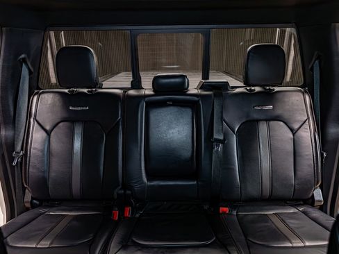 Used 2020 Ford F450 Platinum w/ FX4 Off-Road Package image 23