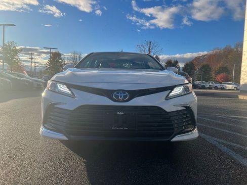 Used 2024 Toyota Camry XLE image 2