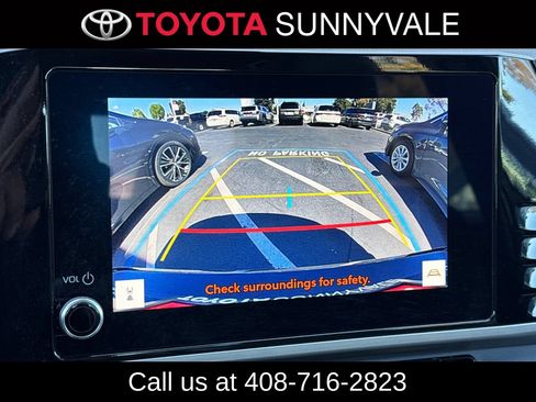 Used 2025 Toyota Camry SE FWD image 22