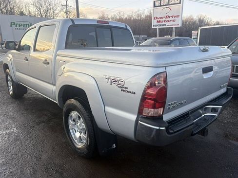 Used 2005 Toyota Tacoma 4x4 Double Cab image 3