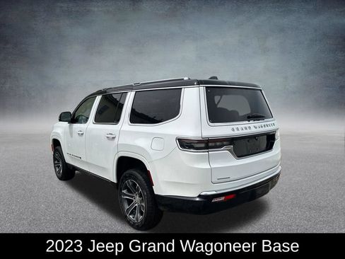 Used 2023 Jeep Grand Wagoneer 4WD image 3