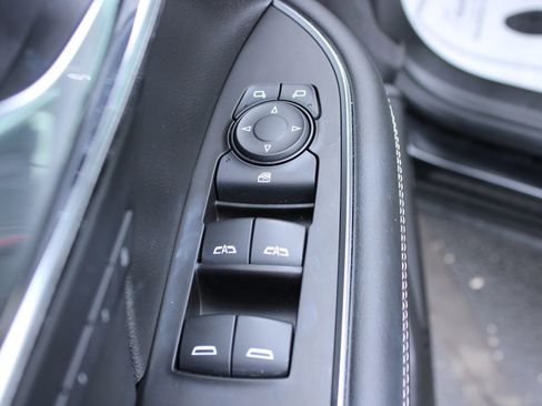 Used 2023 Buick Envision Essence w/ Sport Touring Package image 27