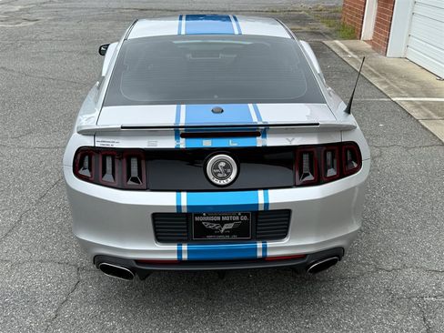 Used 2014 Ford Mustang Shelby GT500 w/ Equipment Group 821A RWD image 24