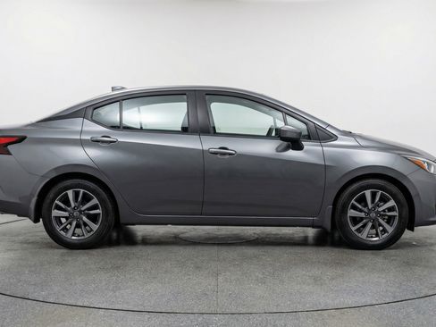 Used 2025 Nissan Versa SV FWD image 11